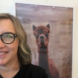 Meet your Posher, Laura